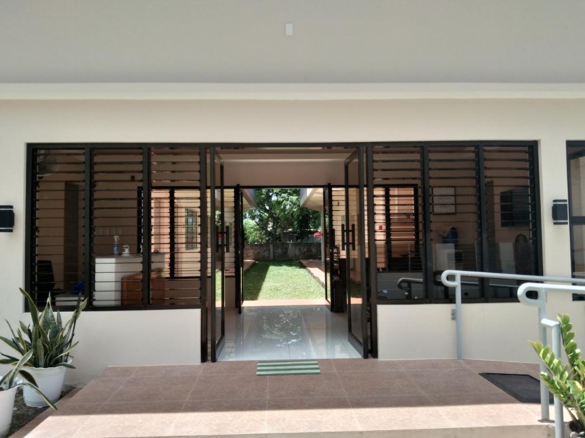 Claytown Pension House Dumaguete City Exterior foto