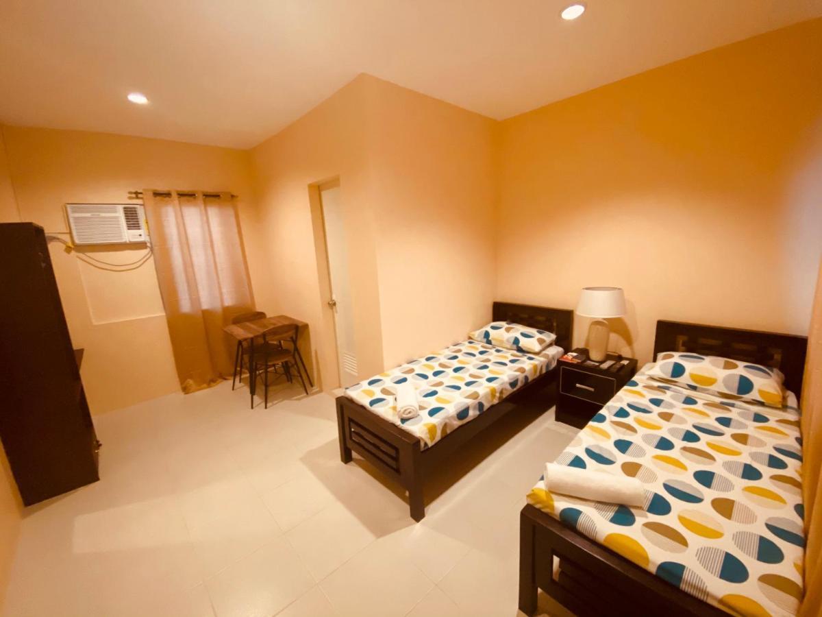 Claytown Pension House Dumaguete City Exterior foto